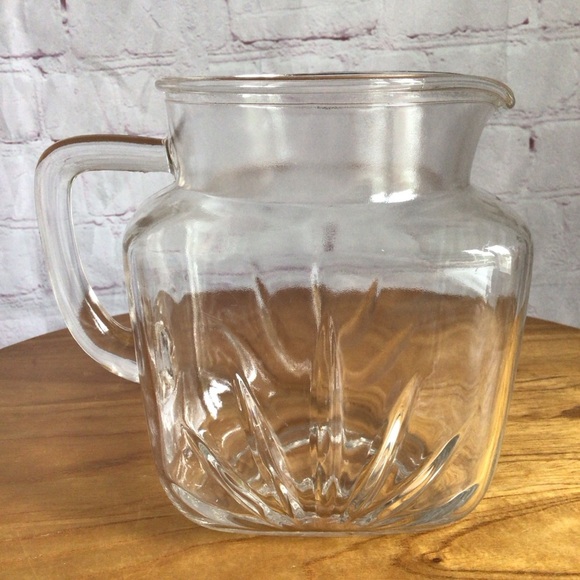 Vintage 1950’s Federal Glass Starburst Clear Glass Pitcher - Picture 3 of 6
